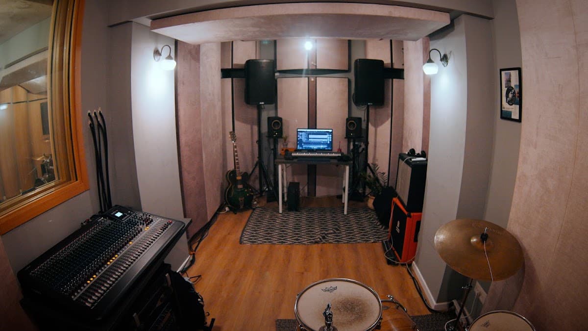 סטודיו ניקה - חדר חזרות - Nika studios